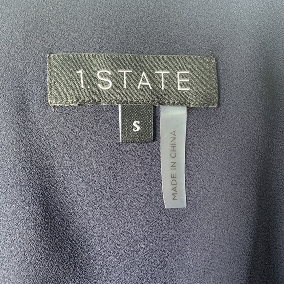 1.‎ State Poetic Punch Blouse - Picture 3 of 5